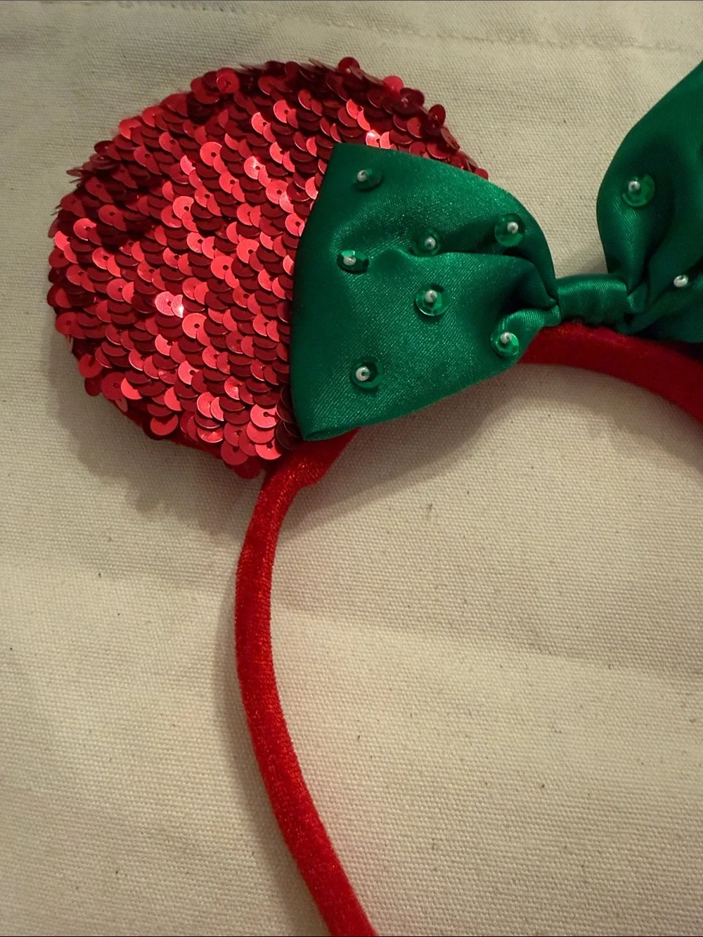 Walt Disney World Parks Holiday Sequin Mouse Ears Headband Green Bow Holly Red